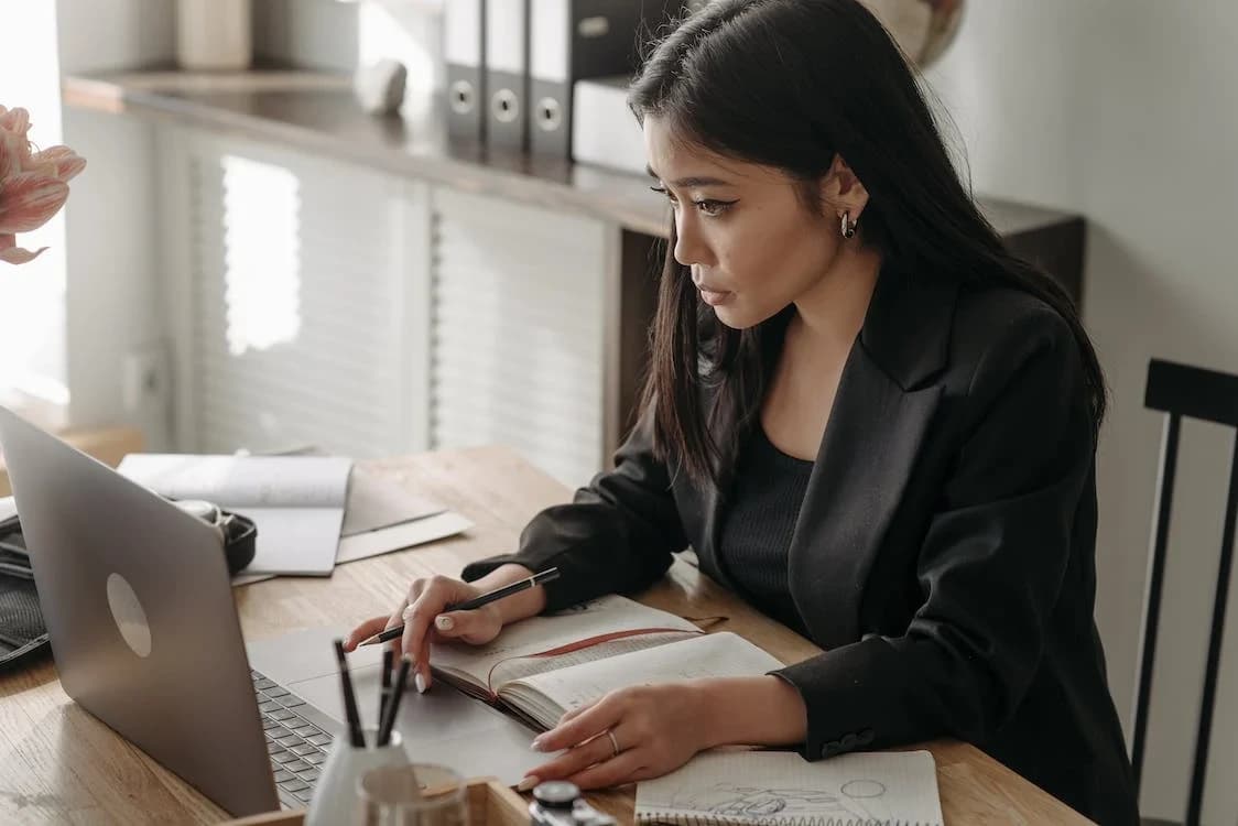 Apa Saja Aspek-Aspek Teknis dan Teknologi dalam Studi Kelayakan Bisnis?