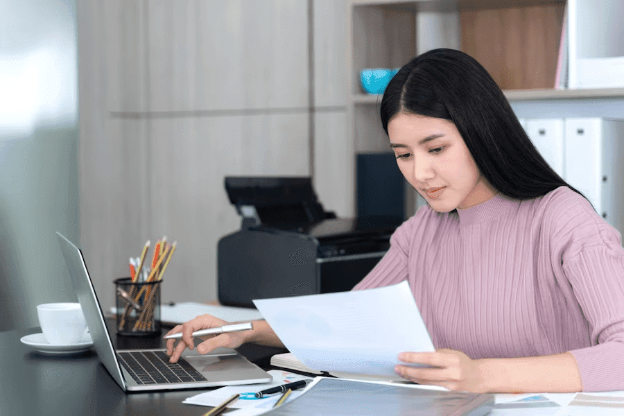 6 Pengaruh Lingkungan Kerja dan Disiplin Kerja terhadap Kinerja Karyawan