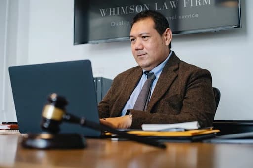 Apa Peranan Teknologi Informasi dalam Perusahaan? Apakah itu Penting?