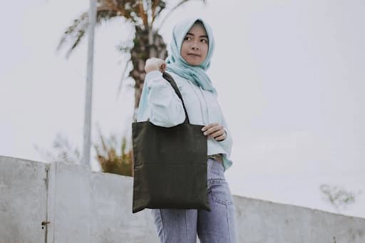 Cara Menghilangkan Rasa Minder dan Meningkatkan Percaya Diri